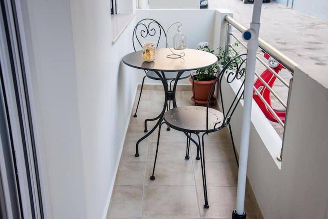 Eliora Studio & Aelia Apartment Heraklion Exteriör bild