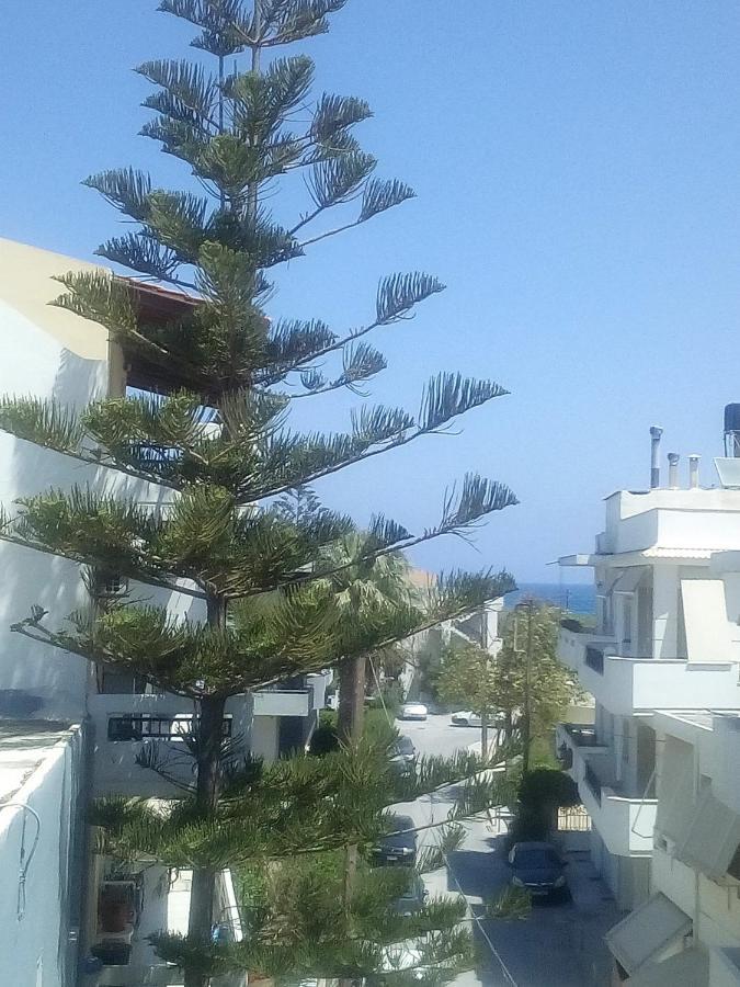 Eliora Studio & Aelia Apartment Heraklion Exteriör bild